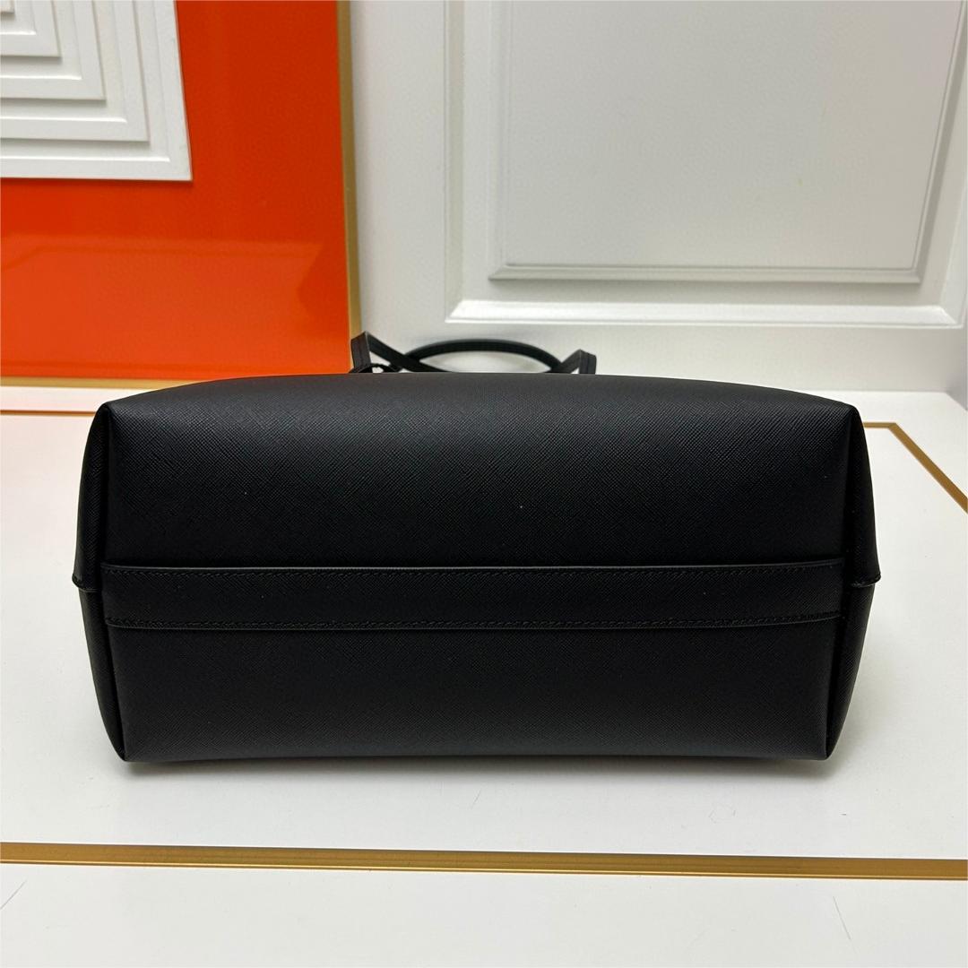 Prada-New shopping bag with cross pattern cowhide and zero cash bag