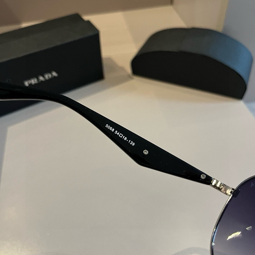 Prada-Men's Small Round Frame Sun Sunglasses
