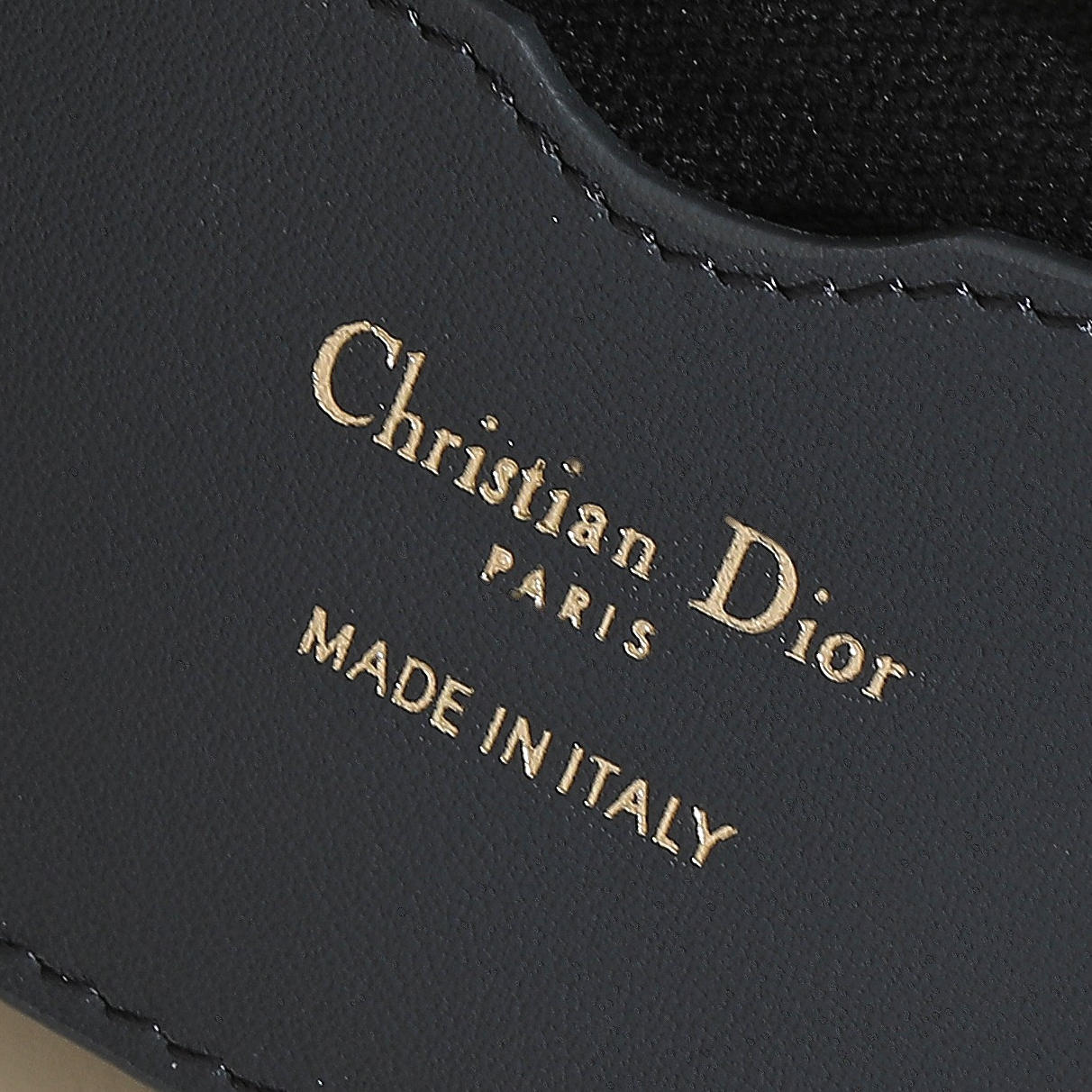 DIOR - 30 Montaigne Fabric and Cowhide Leather Dumpling Bag Handbag