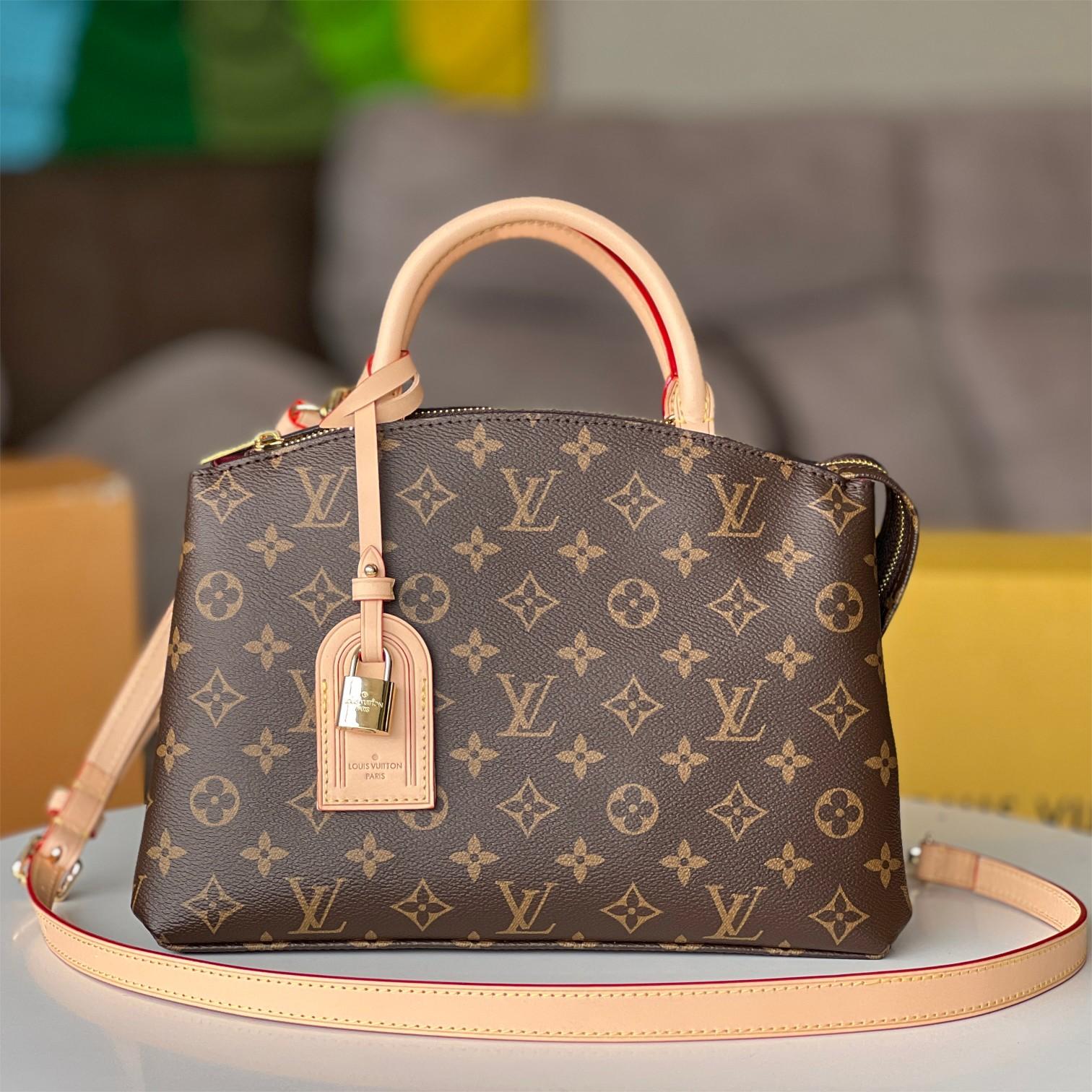 LV-PETIT PALAIS handbag