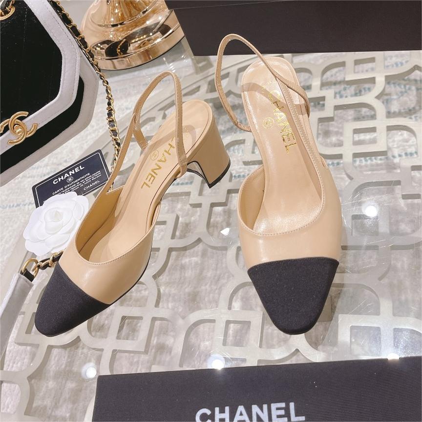Chanel-Low Heel Side Empty Sandals