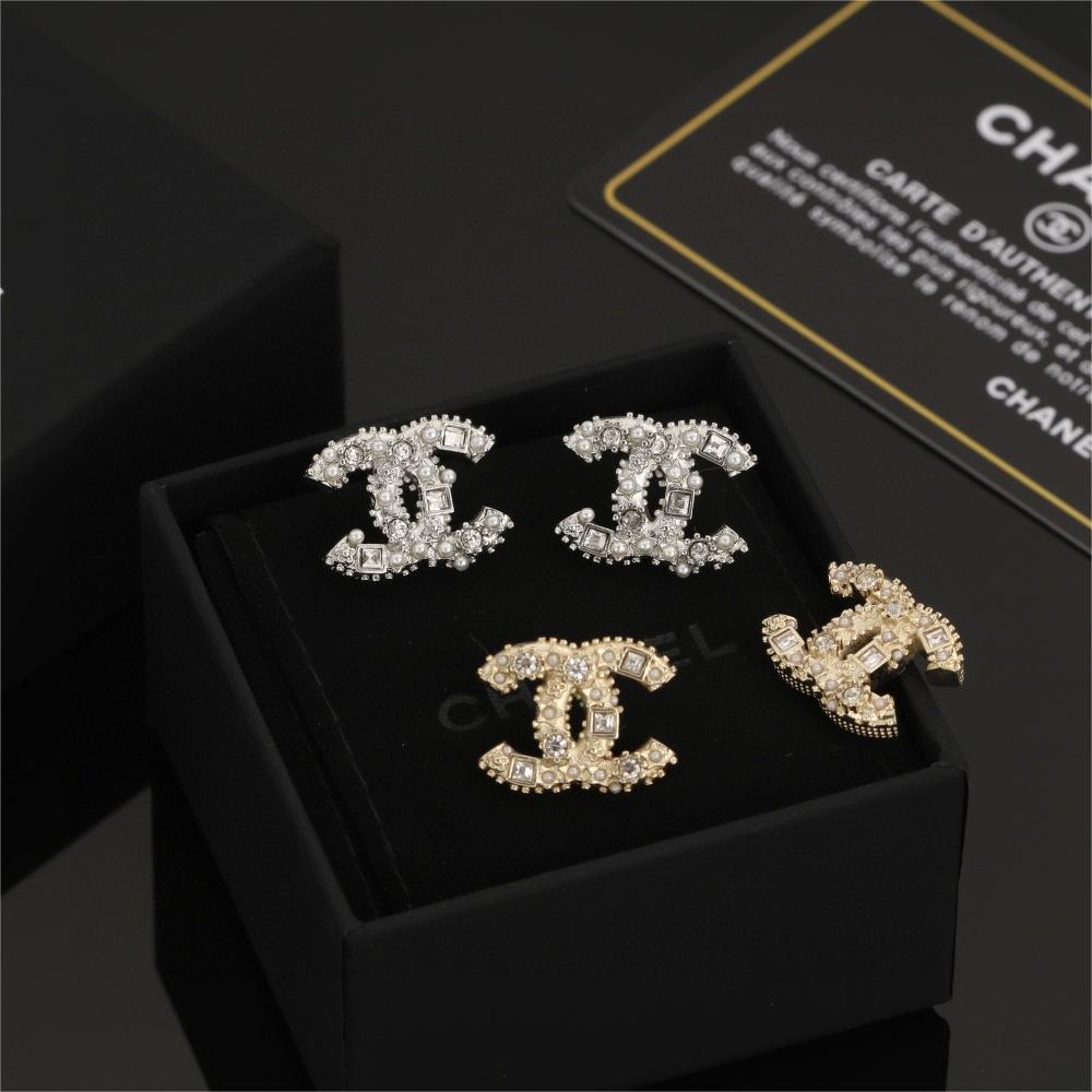 Chanel-Mi Zhu Cube Crystal Double C Earrings