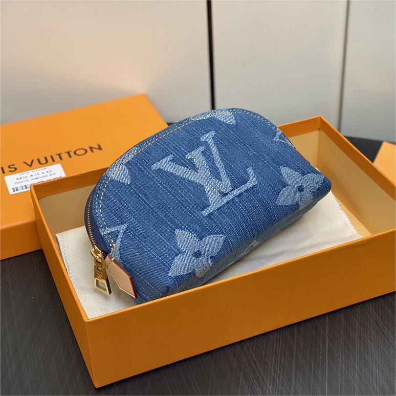 LV-Pochette Cosmétique Makeup Bag