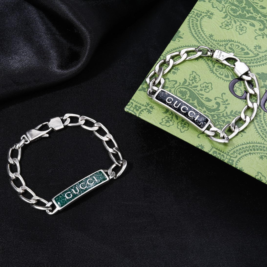 GUCCI-Double G Bracelet