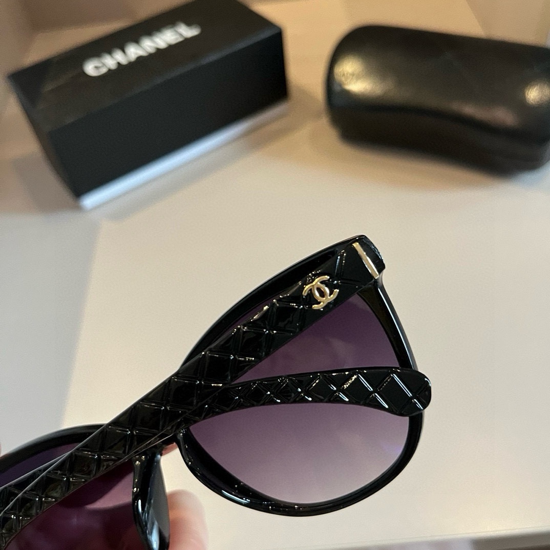 Chanel-Socialite style round frame Sunglasses