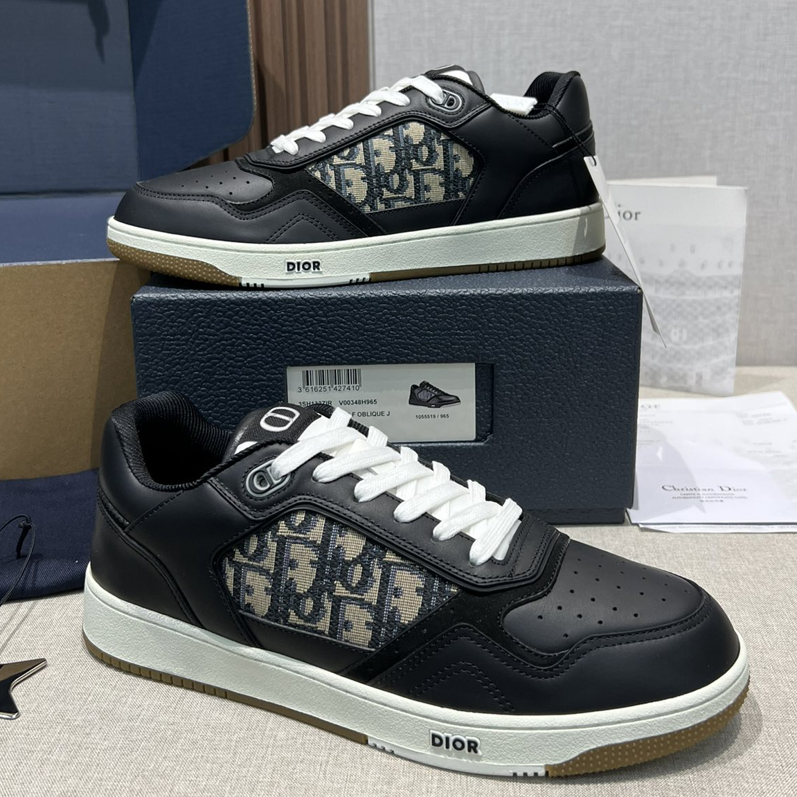 DIOR - Leather Round Toe Flat Heel Low Top Board Shoes