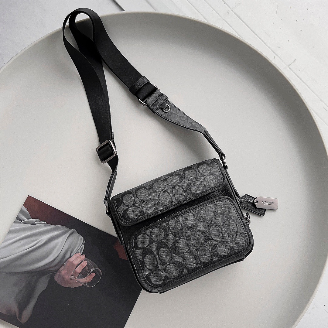 Coach-Sullivan camera bag