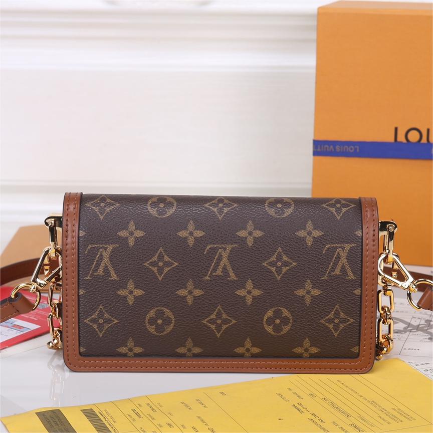 LV-Dauphine East West