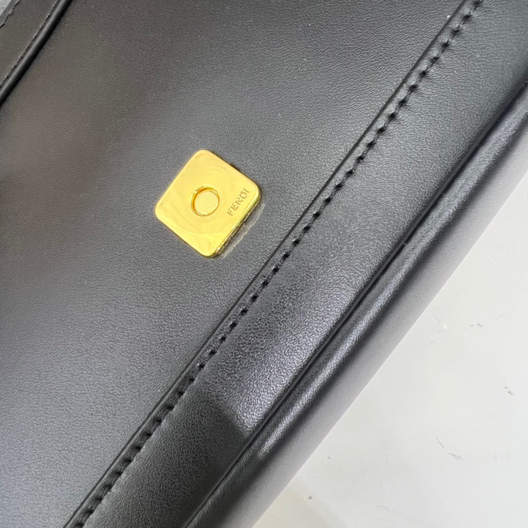 Fendi-Cattle leather handbag