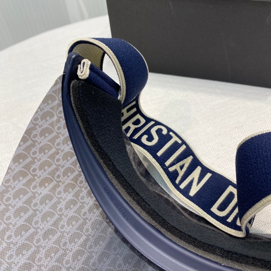 DIOR-Logo Printed Resin Mirror Sunscreen Hat