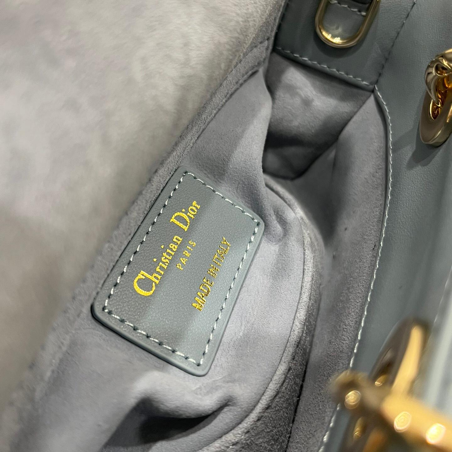 Dior-D joy micro series mini haze blue bag