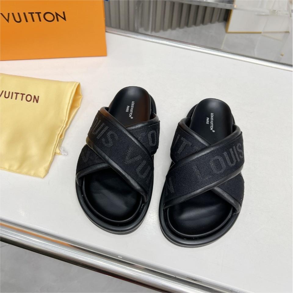 LV-Spring and summer new slippers