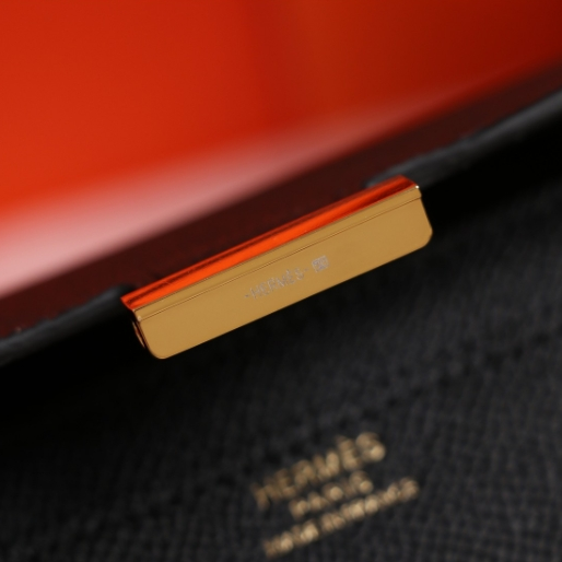 Hermes-Black Gold Buckle Crossbody Bag