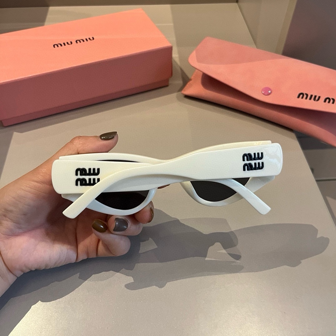 MiuMiu-2024 new side logo cat eye sunglasses