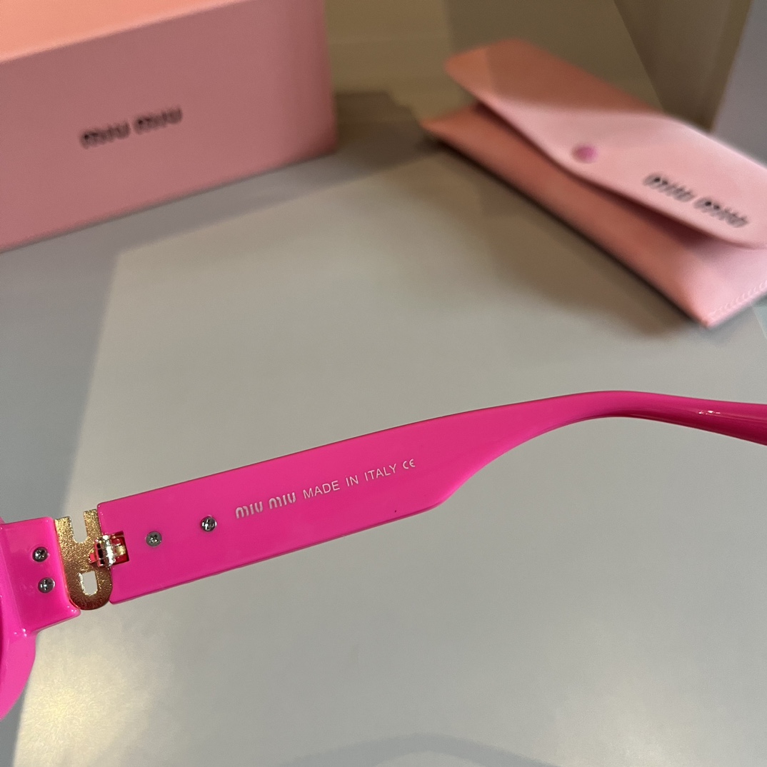 MIUMIU-Sweet Cool Style Cat Eye Sunglasses
