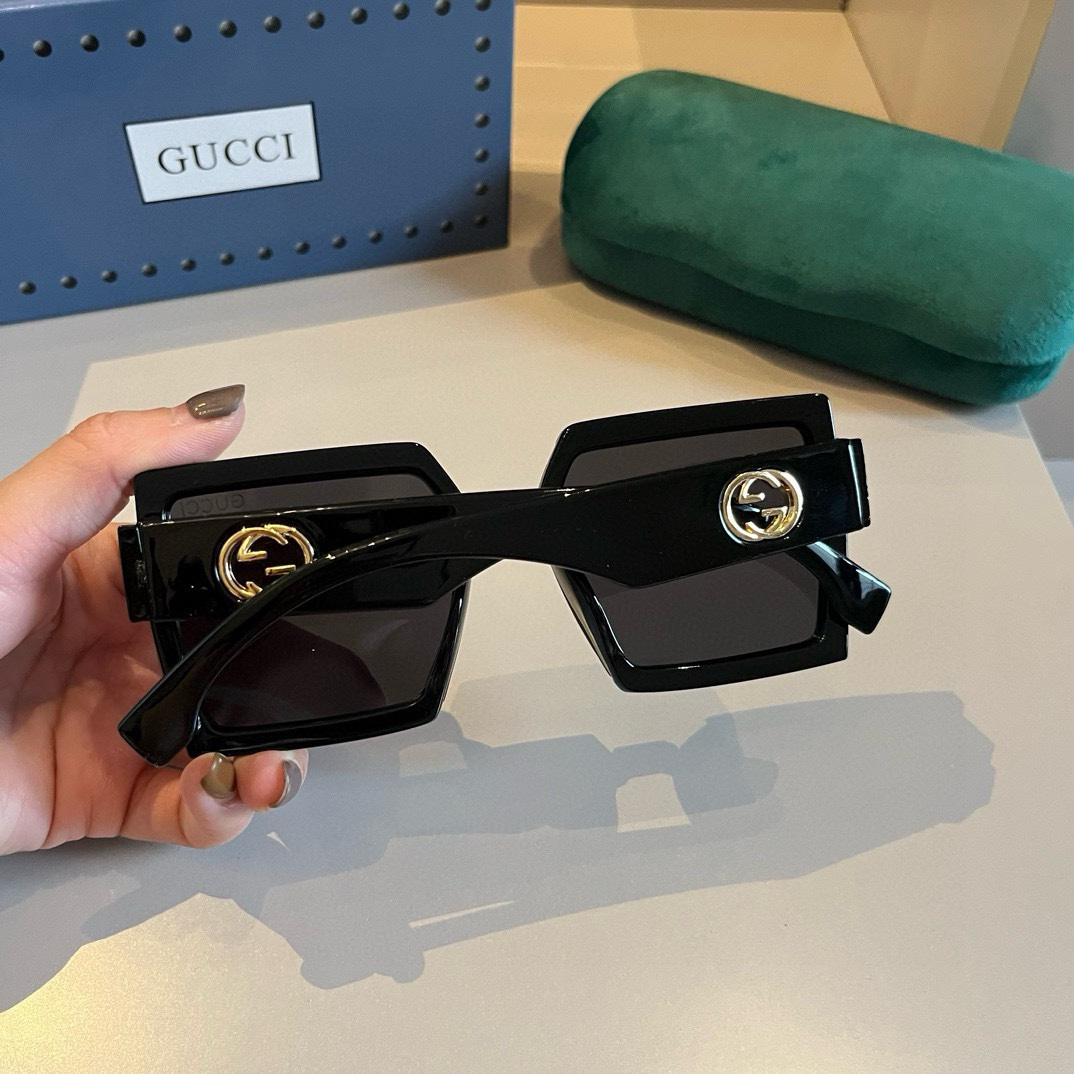 Gucci-unisex large boxy thick leg sunglasses