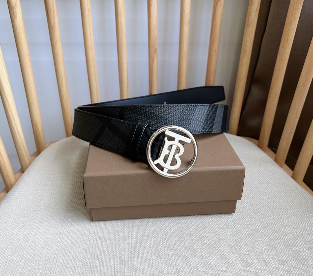 Burberry-Italian calf leather belt