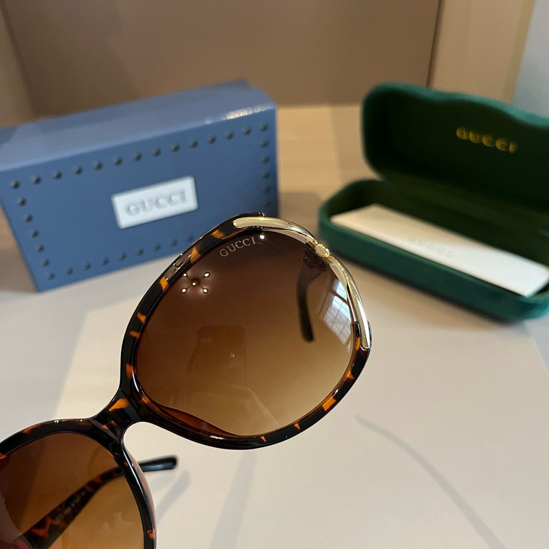 Gucci-Women's Small Round Frame Design Sunglasses