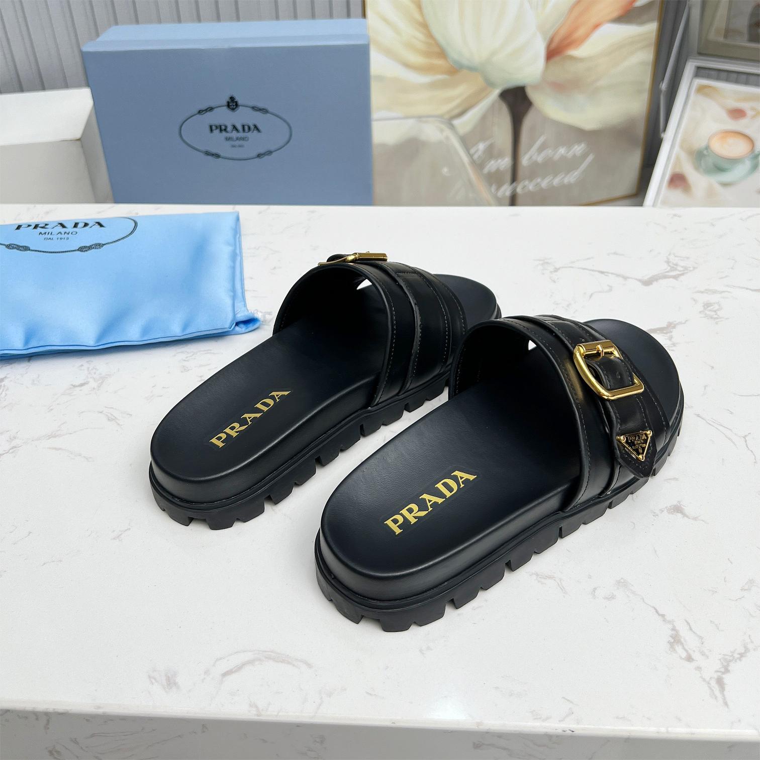 Prada-Full range of beach shoes