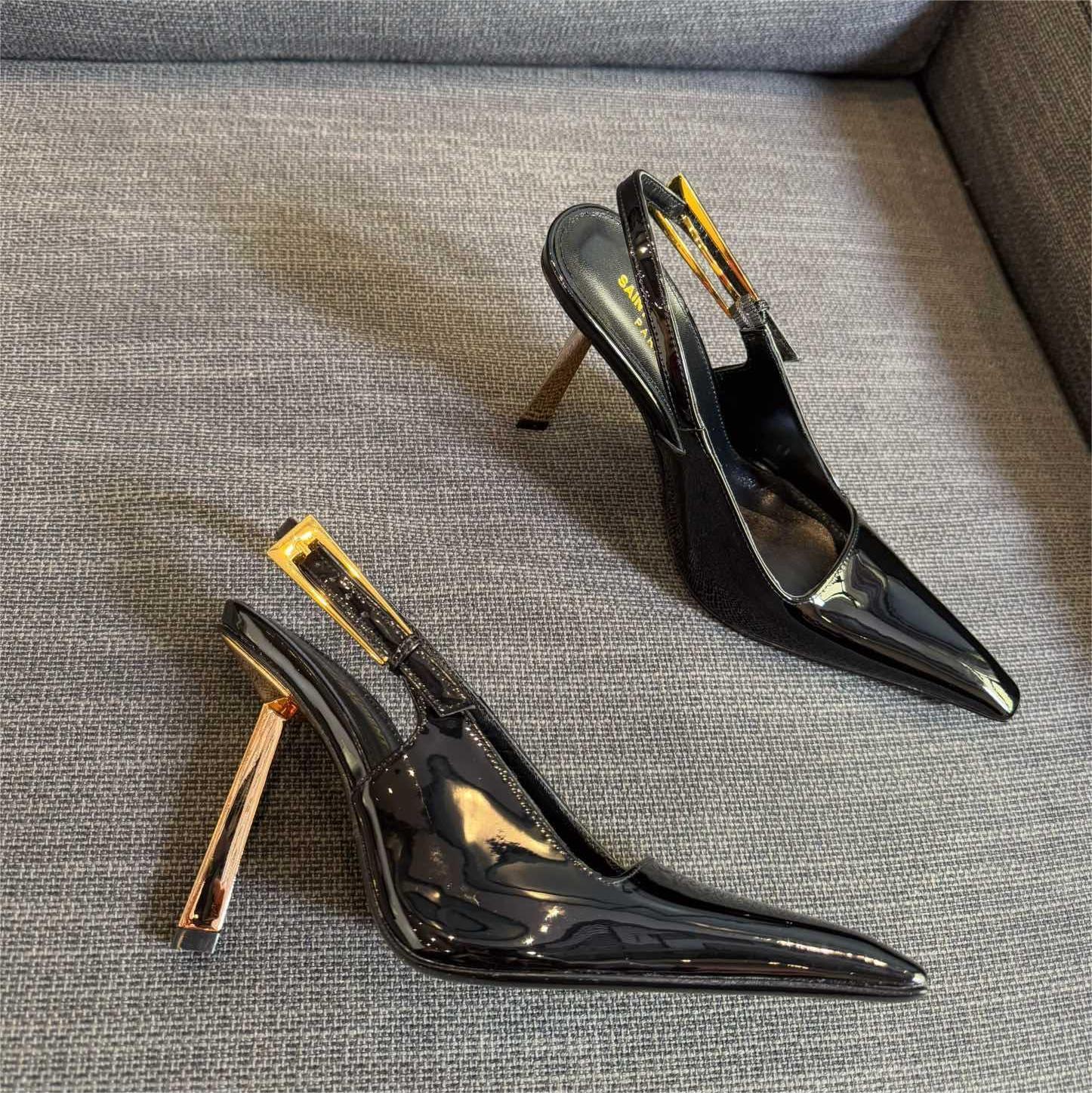 YSL -Exquisite pointed small gold bar high heels