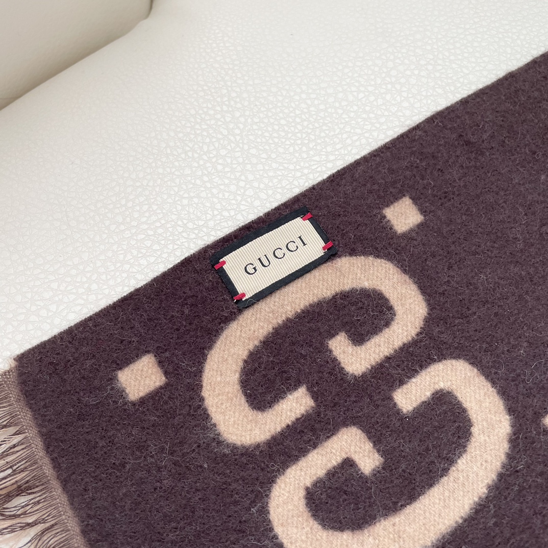GUCCI-Jacquard wool long scarf