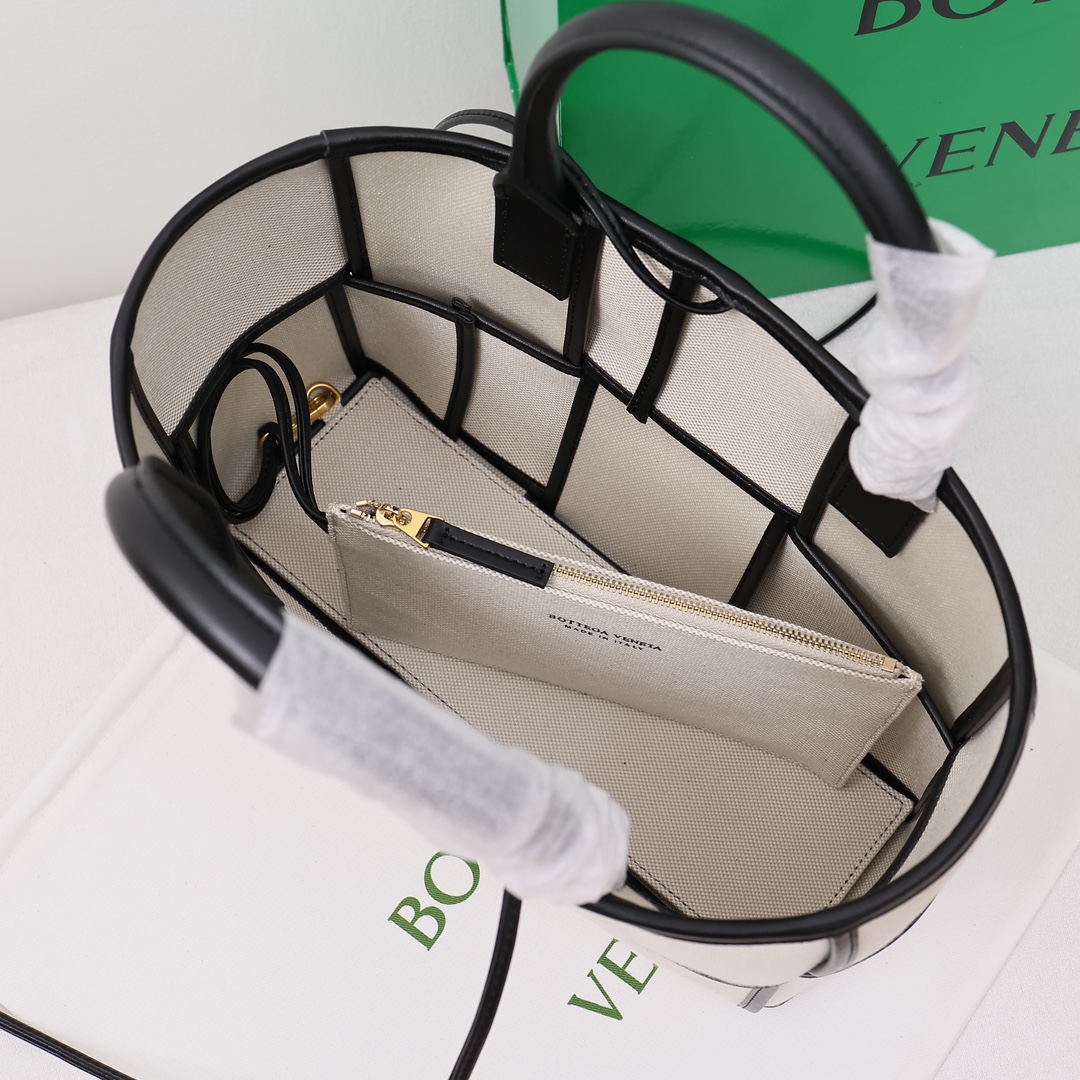 BV-Arco tote canvas bag