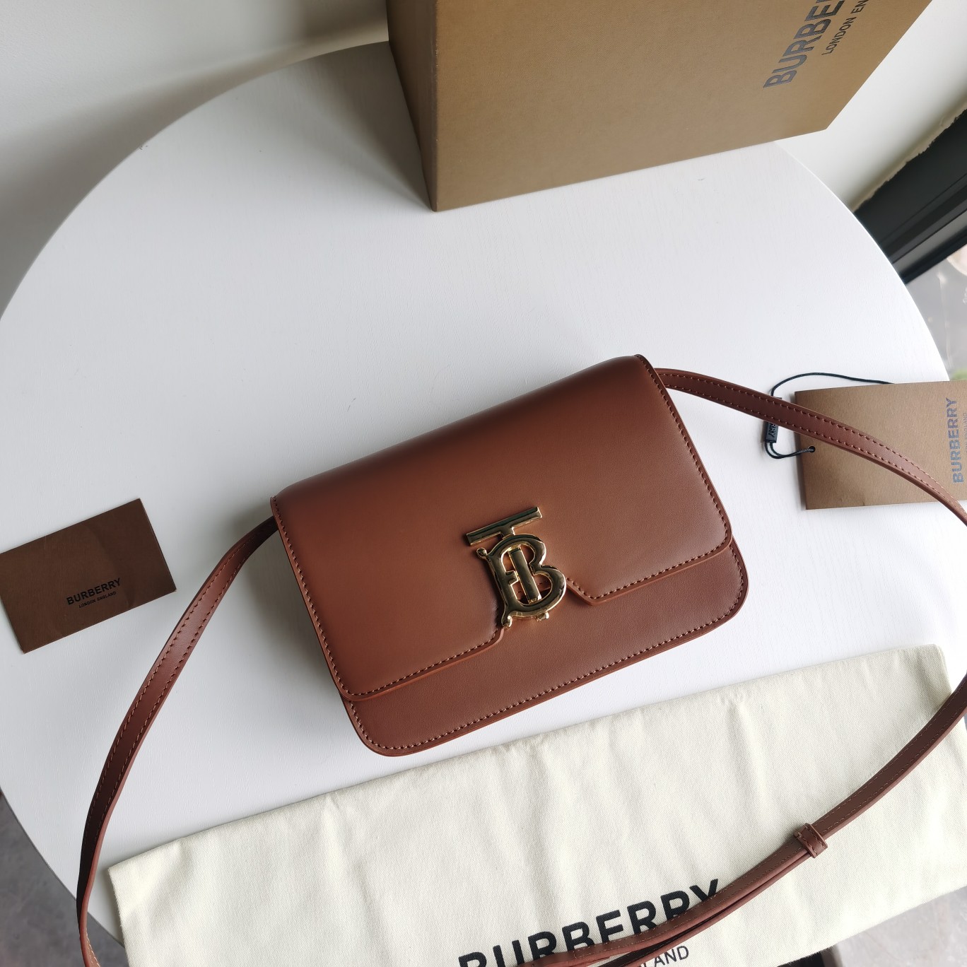 Burberry-Leather Lock Bag