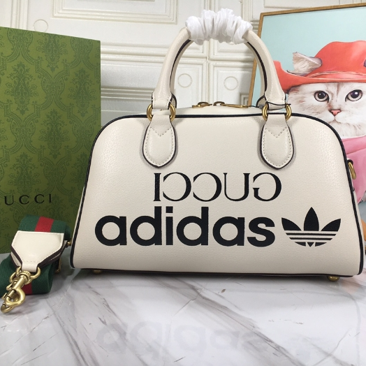 Gucci-Bowling Shoulder Travel Bag