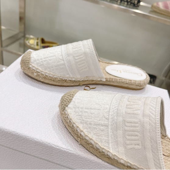 Dior-Three Dimensional Embroidery Woven Fisherman's Shoes