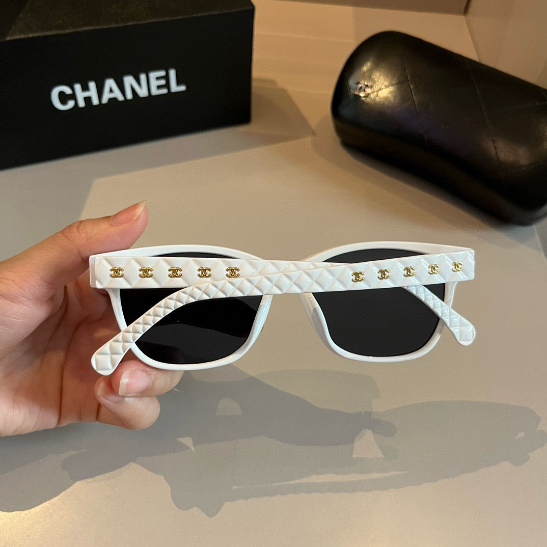 Chanel-2024 New Essential Sun Sunglasses for Travel