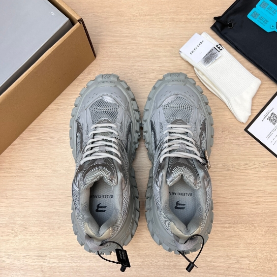 Balenciaga-Retro Casual Tire Shoes