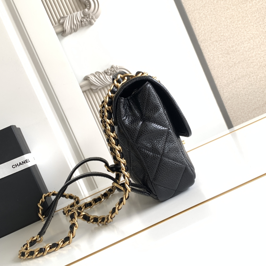 Chanel -25B Large Lychee Caviar Handbag