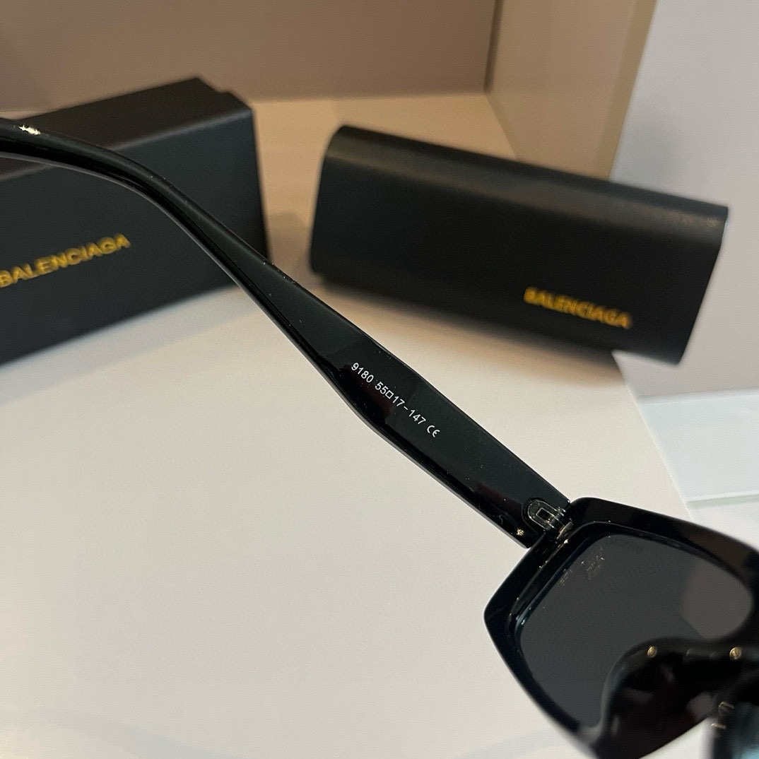 Balenciaga-Large Box Glasses Sunglasses