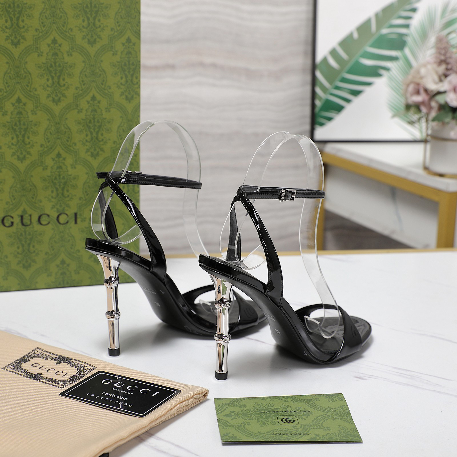Gucci-Bamboo and patent leather high heels