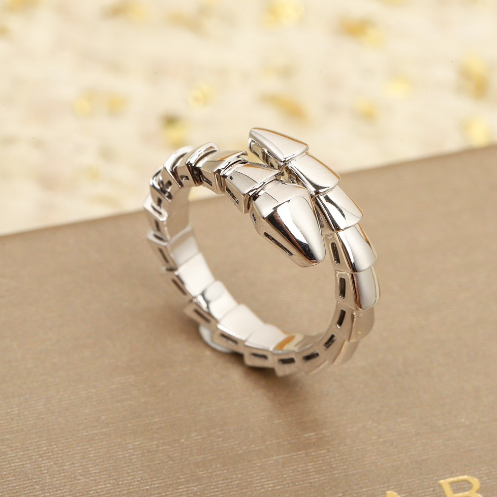 BVLGARI - SERPENTI Series Snake Shaped Ring