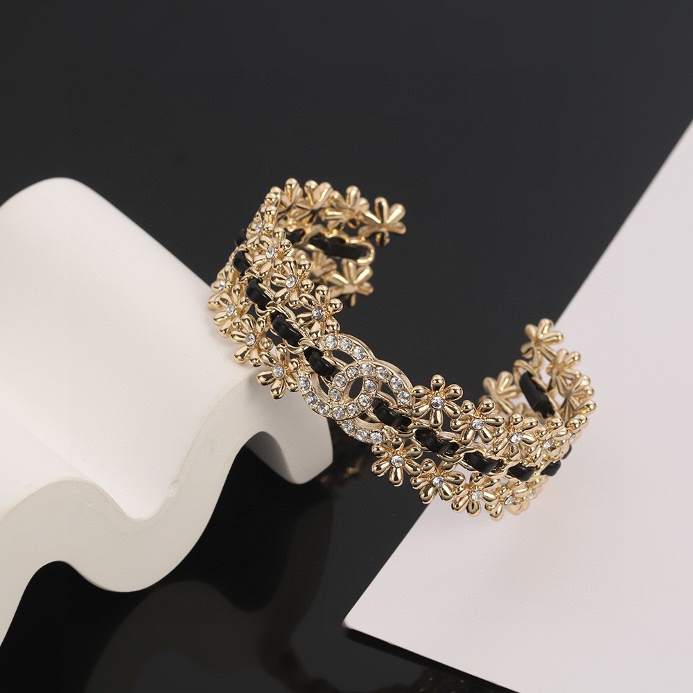 Chanel-Hollow out design bracelet