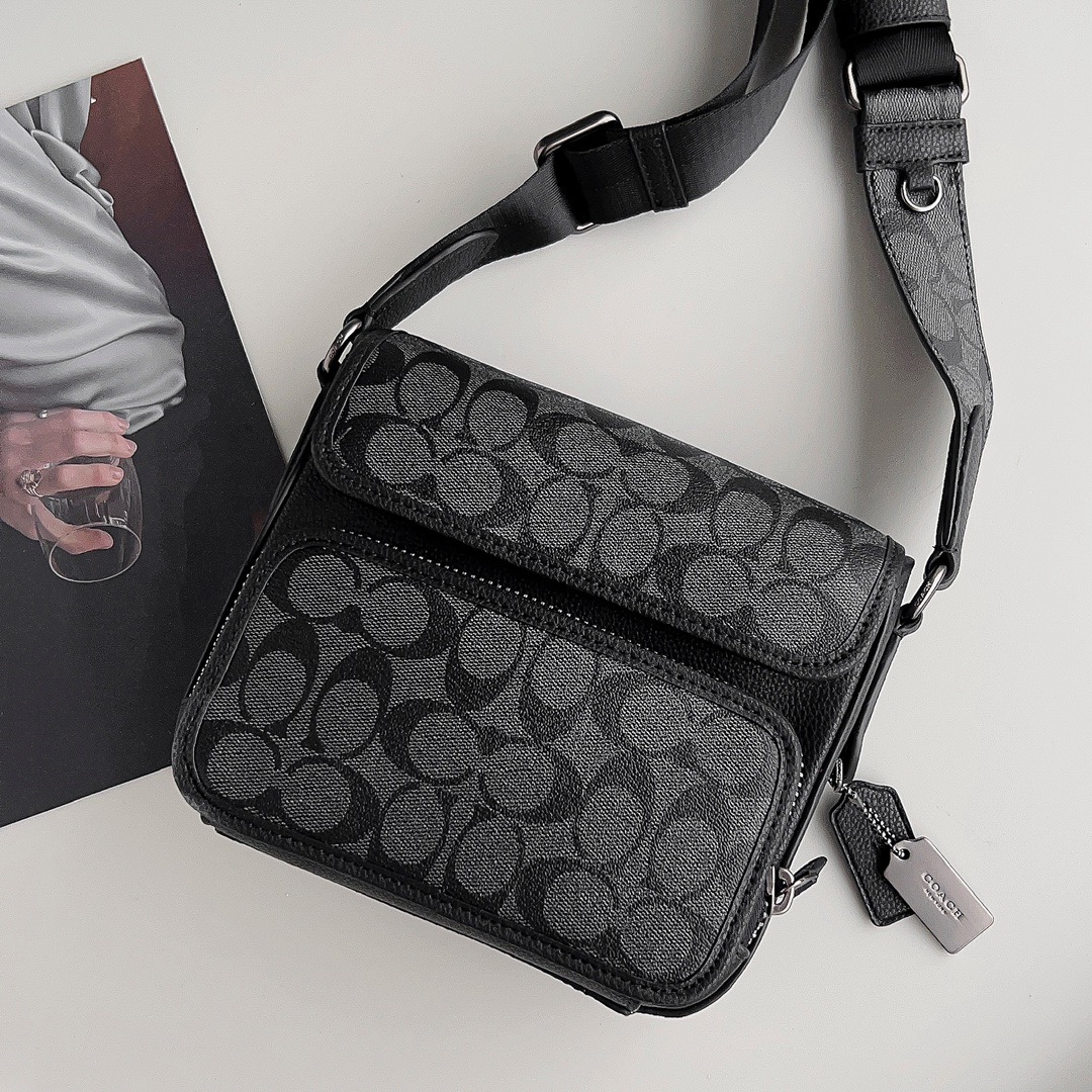 Coach-Sullivan camera bag