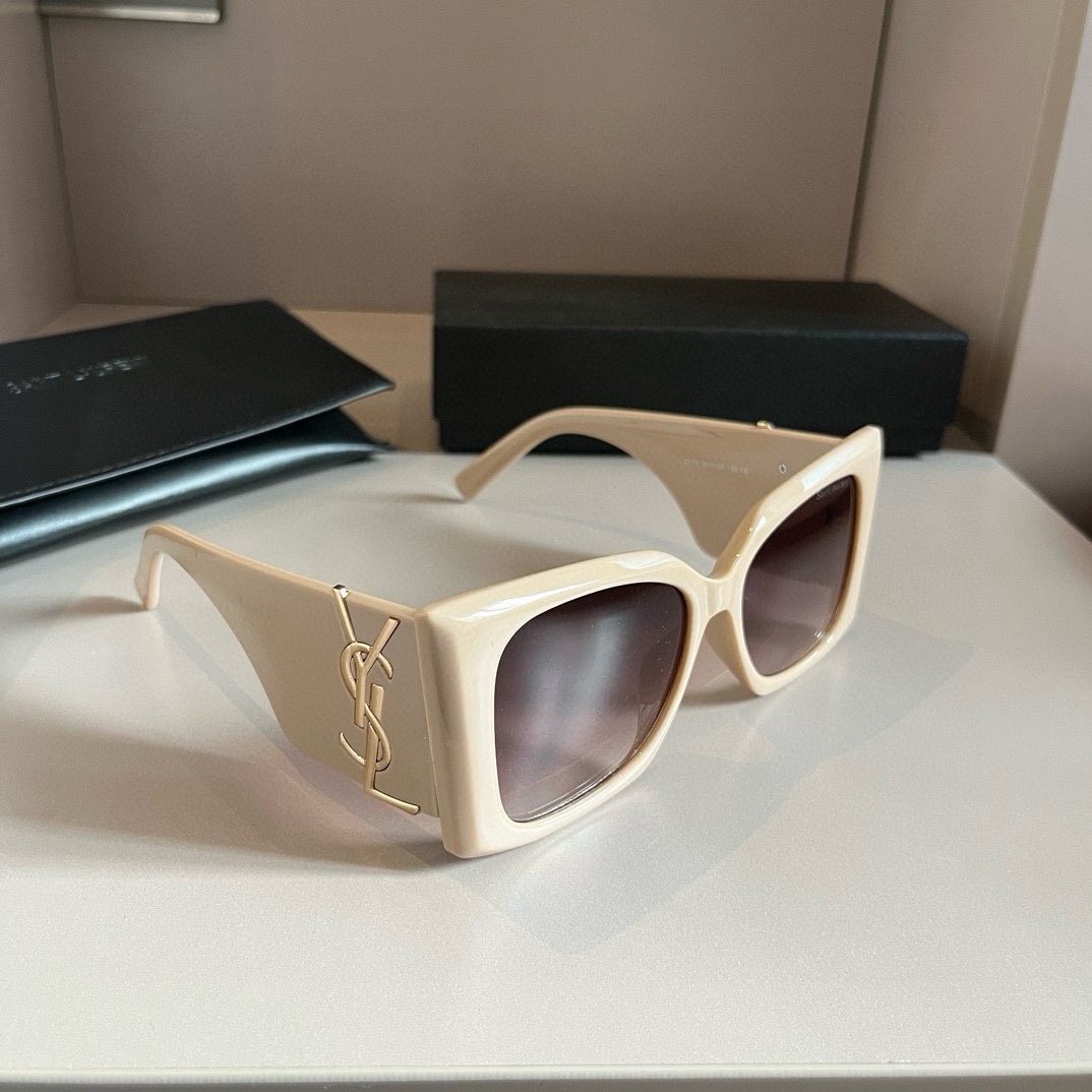 YSL-Thick leg Box Sunglasses