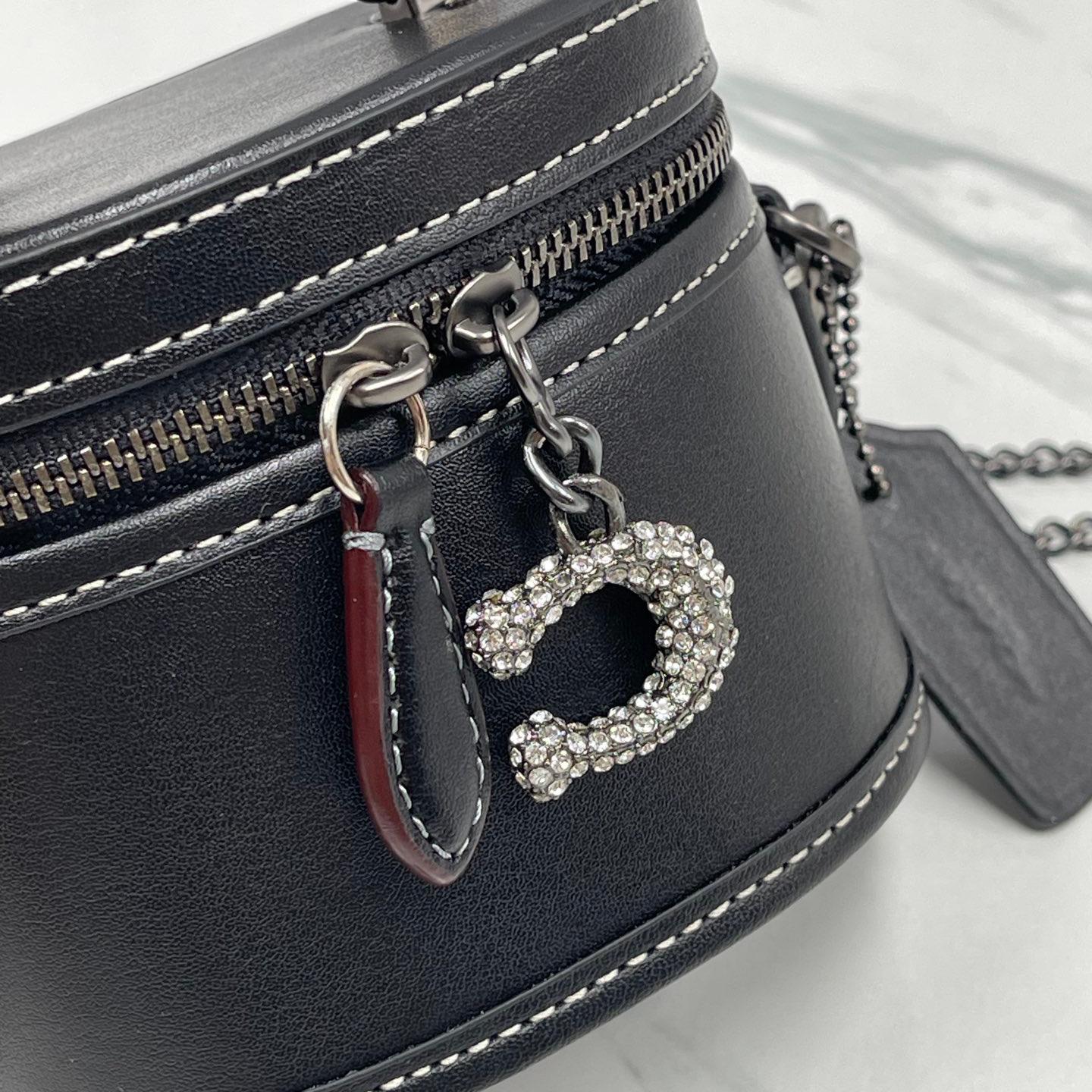 Coach- trail12 mini bag