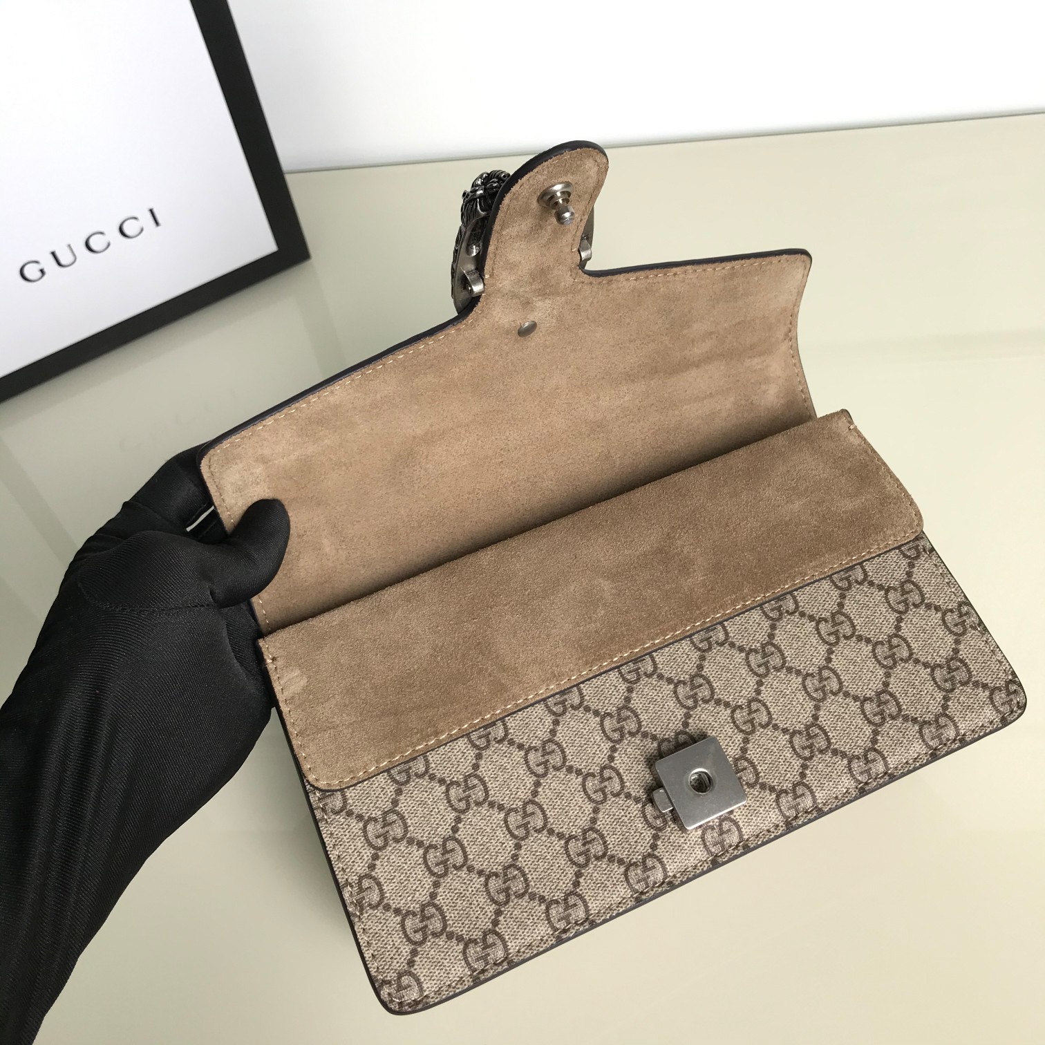 GUCCI-Dionysus Series Medium size Wine god bag