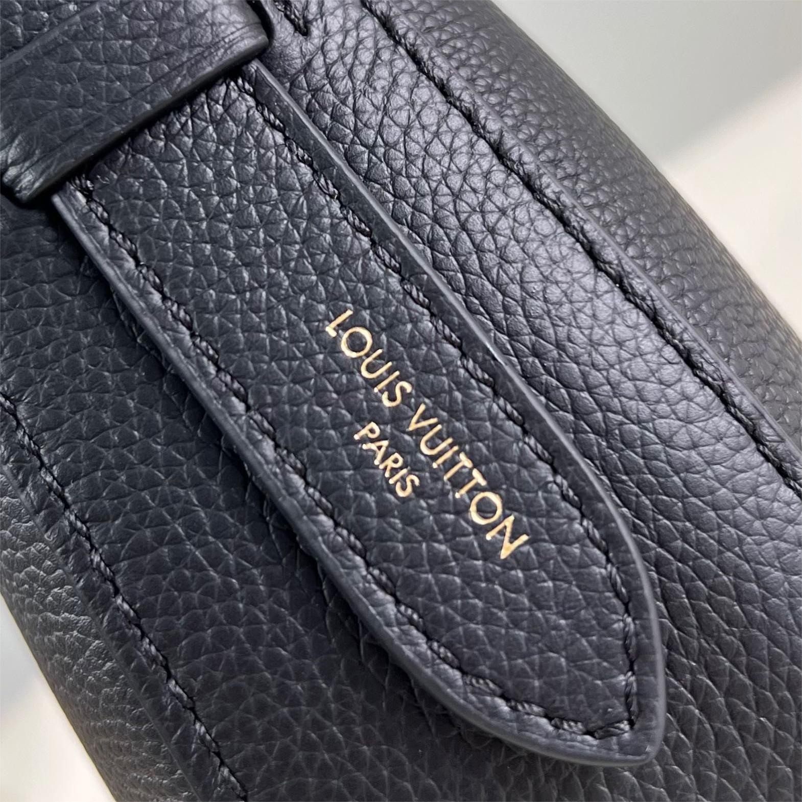 LV-Low key shoulder bag