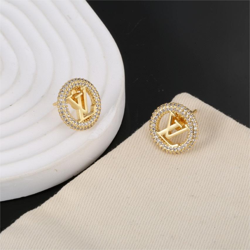 LV-Letter earrings