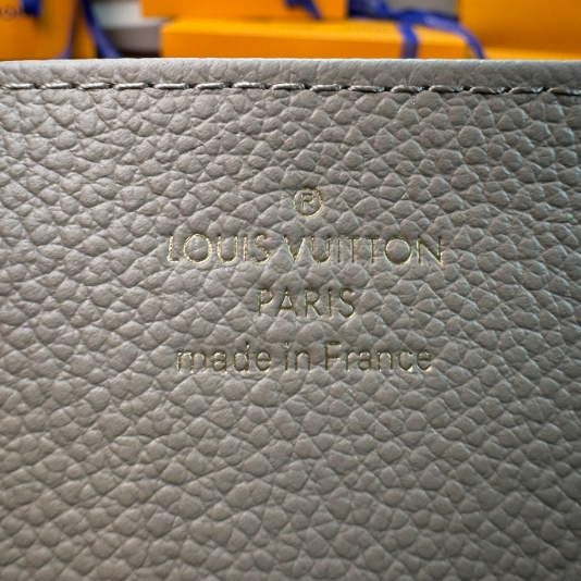 LV-Two Tone Fingerprint Cowhide Leather Wallet