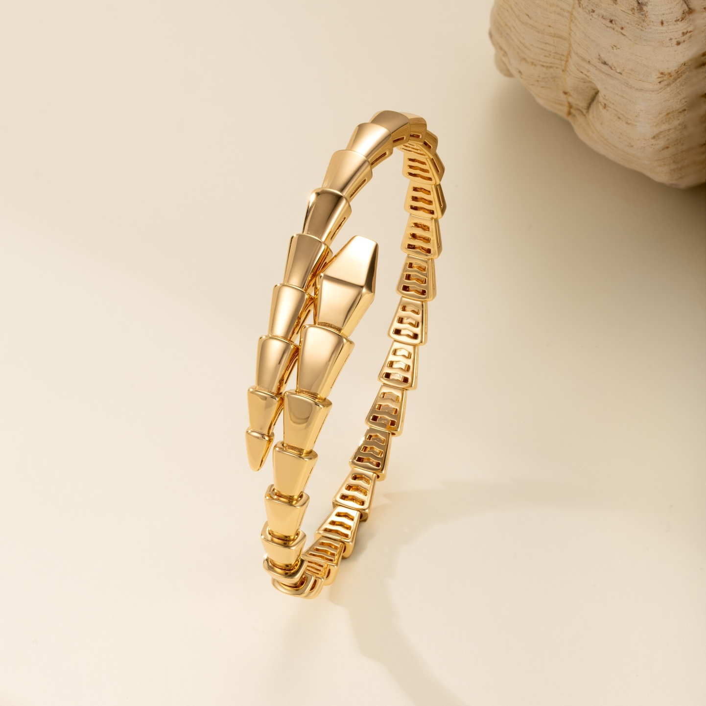 BVLGARI- SERPENTI Snake Bracelet