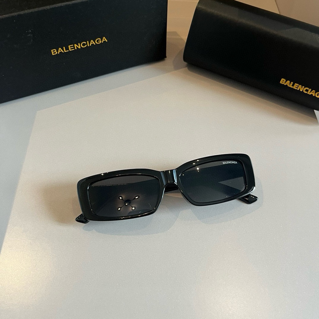 Balenciaga-Large Box Glasses Sunglasses