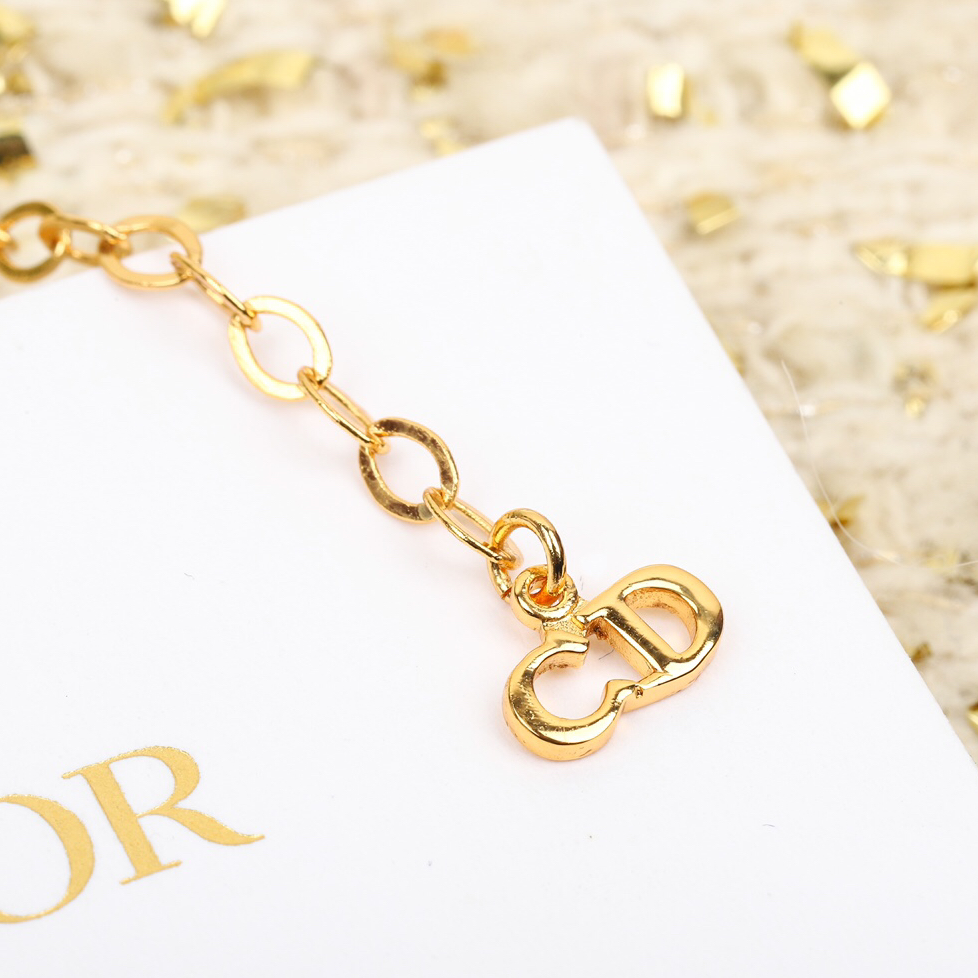 DIOR - Love Pendant Necklace