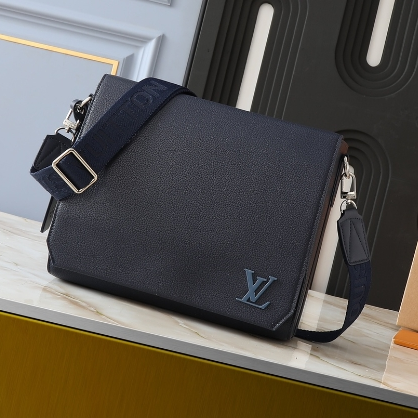 LV-Delicate Cowhide Mailman Bag