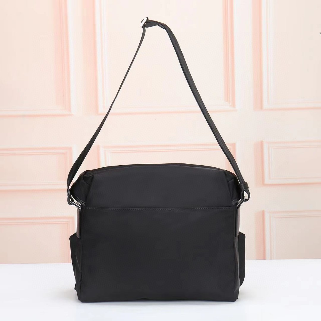 Prada-Flip cover buckle diagonal cross bag