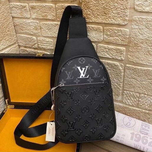 LV-Explosive Soft Cowhide Simple Chest Bag