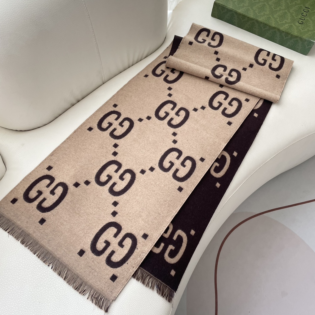 GUCCI-Jacquard wool long scarf